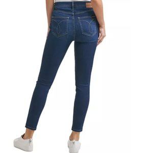 Calvin Klein Jeans, High-Rise Jeans, Size 8